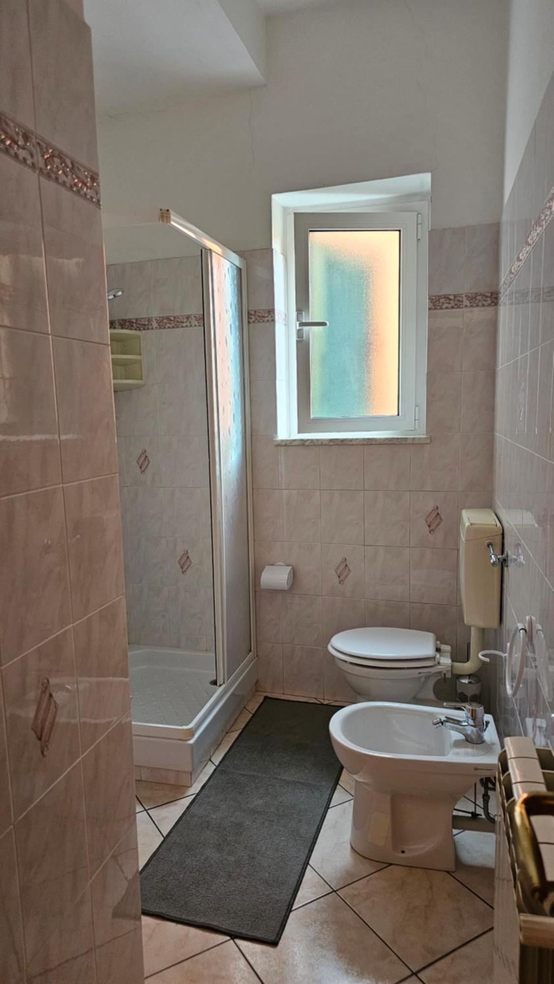 Casa Atena, Spaziosa, Romantica Con Idromassaggio Privato Varazze Esterno foto