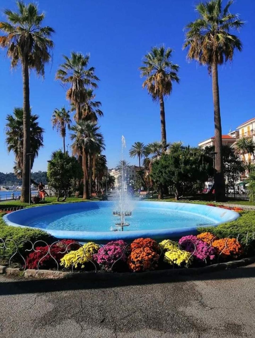 Casa Atena, Spaziosa, Romantica Con Idromassaggio Privato Varazze Esterno foto