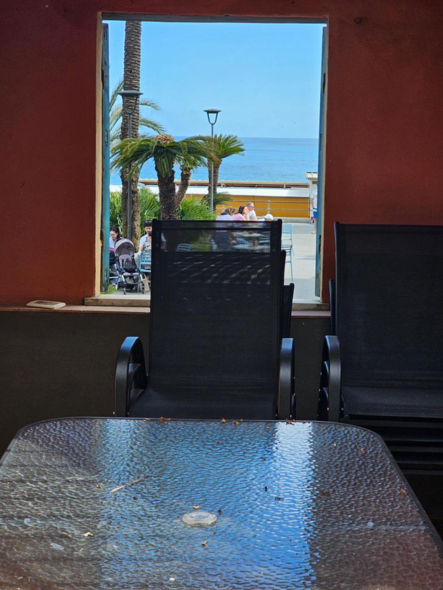 Casa Atena, Spaziosa, Romantica Con Idromassaggio Privato Varazze Esterno foto
